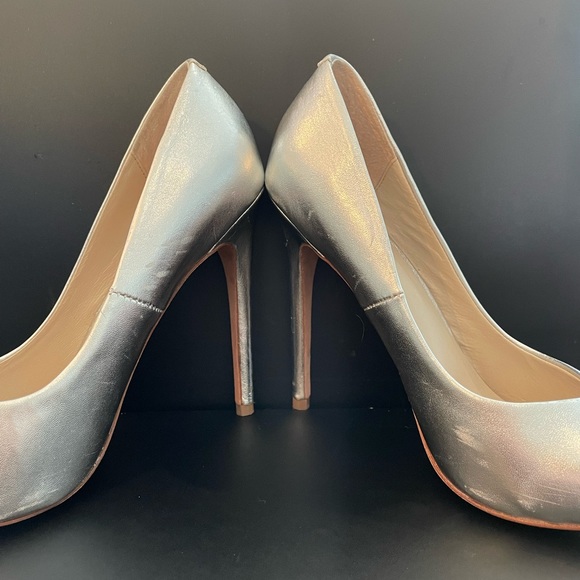 MARCIANO Silver High Heels - Picture 4 of 8